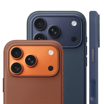 iPhone 16 / Plus / Pro / Pro Max – Magnetische TechWoven Hülle mit Mikrofaserstruktur iPhone 16 TechWoven Schutzhülle mit Mikrofaserstruktur und Magnetfunktion – Rückansicht